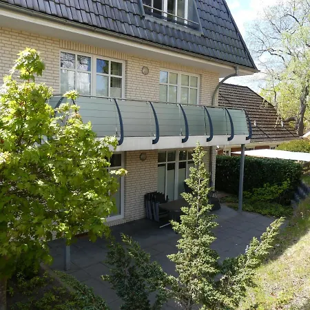 Strandnahe Fewos Mit 2 Schlafzimmern Und Terrasse Oder Balkon, Caspar David, Binz