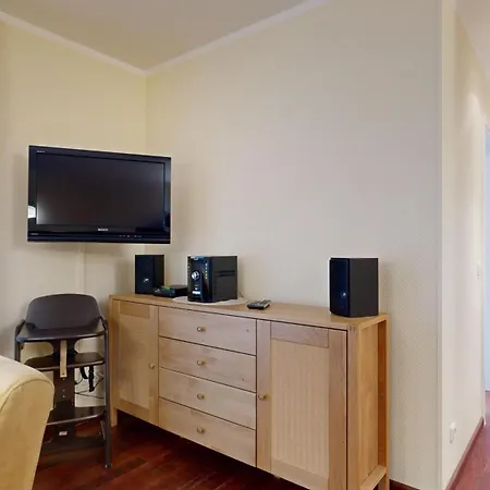 Strandnahe Fewos Mit 2 Schlafzimmern Und Terrasse Oder Balkon, Caspar David, * Binz