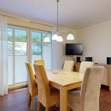 Strandnahe Fewos Mit 2 Schlafzimmern Und Terrasse Oder Balkon, Caspar David, * Binz