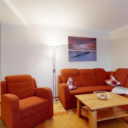 Strandnahe Fewos Mit 2 Schlafzimmern Und Terrasse Oder Balkon, Caspar David, * Binz