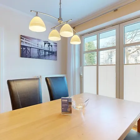 Strandnahe Fewos Mit 2 Schlafzimmern Und Terrasse Oder Balkon, Caspar David, Binz