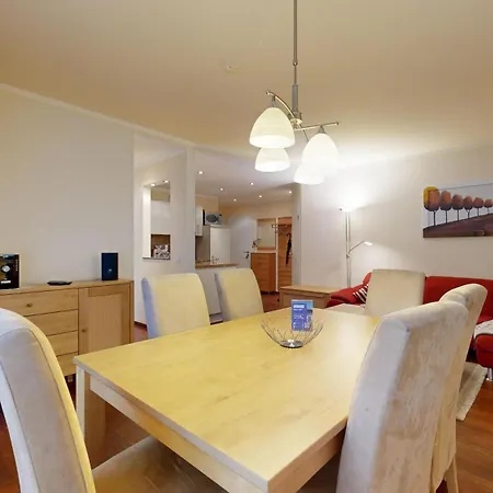 Strandnahe Mit 2 Schlafzimmern Und Terrasse Oder Balkon, Caspar David, بينز