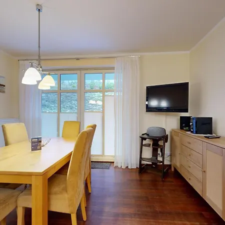 Strandnahe Fewos Mit 2 Schlafzimmern Und Terrasse Oder Balkon, Caspar David, Lägenhet *